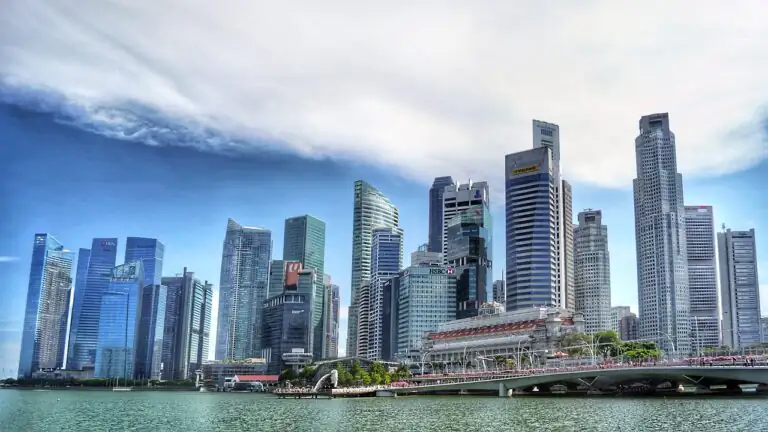 Pioneering Carbon-Neutral High-Rise Design
